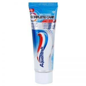 Aquafresh Complete Care Whitening pasta wybielająca do zębów z fluorem 75 ml