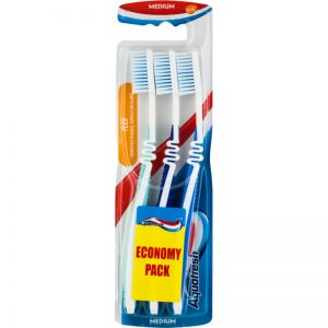 Aquafresh Flex szczoteczki do zębów medium light green, dark blue, blue 3 szt.