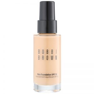 Bobbi Brown Skin Foundation podkład nawilżający SPF 15 odcień 4 Natural 30 ml