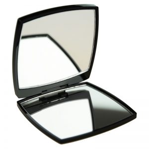 Chanel Accessories lusterko