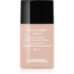 Chanel Vitalumi?re Aqua ultra lekki make-up nadający skórze promienny wygląd odcień 22 Beige Rosé SPF 15 30 ml