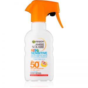 Garnier Ambre Solaire Sensitive Advanced ochronny spray dla dzieci SPF 50+ 200 ml