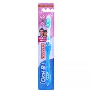 Oral B 3-Effect Delicate White szczoteczka do zębów medium Blue