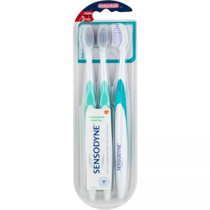 Sensodyne Advanced Clean szczoteczka do zębów extra soft dla wrażliwych zębów 3 szt.