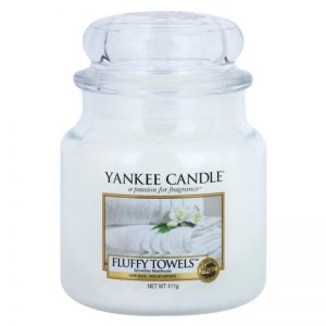 Yankee Candle Fluffy Towels świeczka zapachowa Classic średnia 411 g