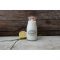 Milkhouse Candle Co. Creamery Lemongrass Tea świeczka zapachowa Milkbottle 226 g
