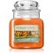 Yankee Candle Grilled Peaches & Vanilla świeczka zapachowa Classic mała 104 g