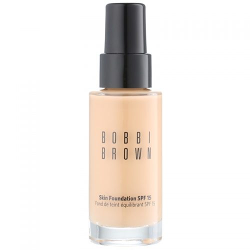 Bobbi Brown Skin Foundation podkład nawilżający SPF 15 odcień 4 Natural 30 ml